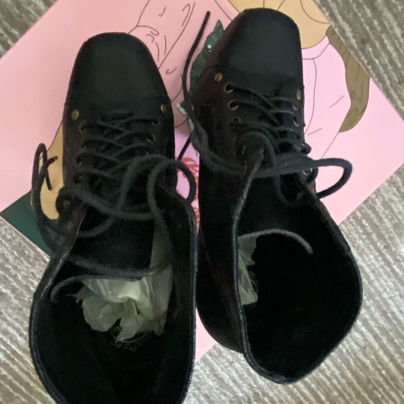 Jeffrey Campbell Lita - Picture 5 of 5